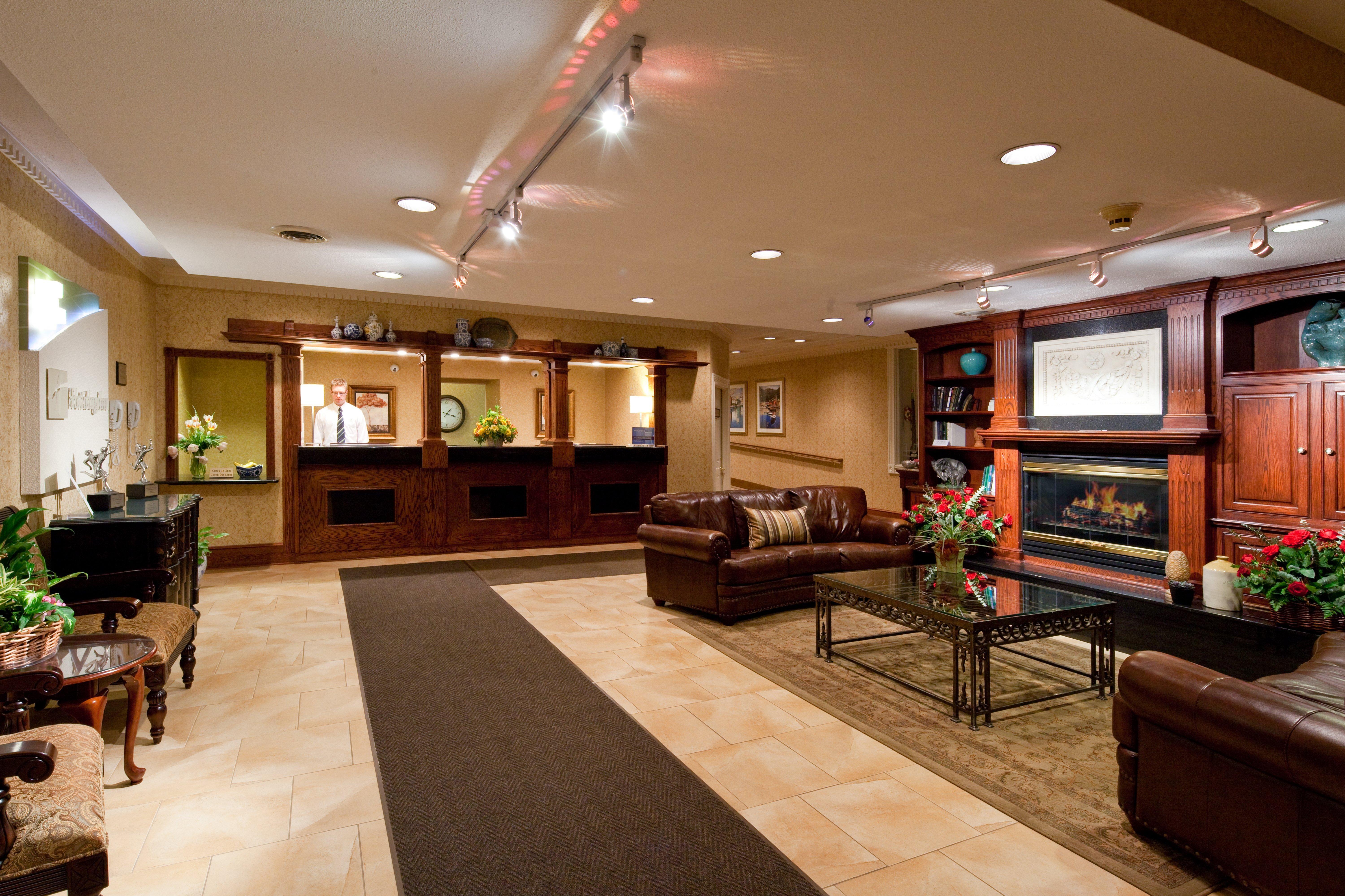 Holiday Inn Cleveland-Mayfield By Ihg Dış mekan fotoğraf