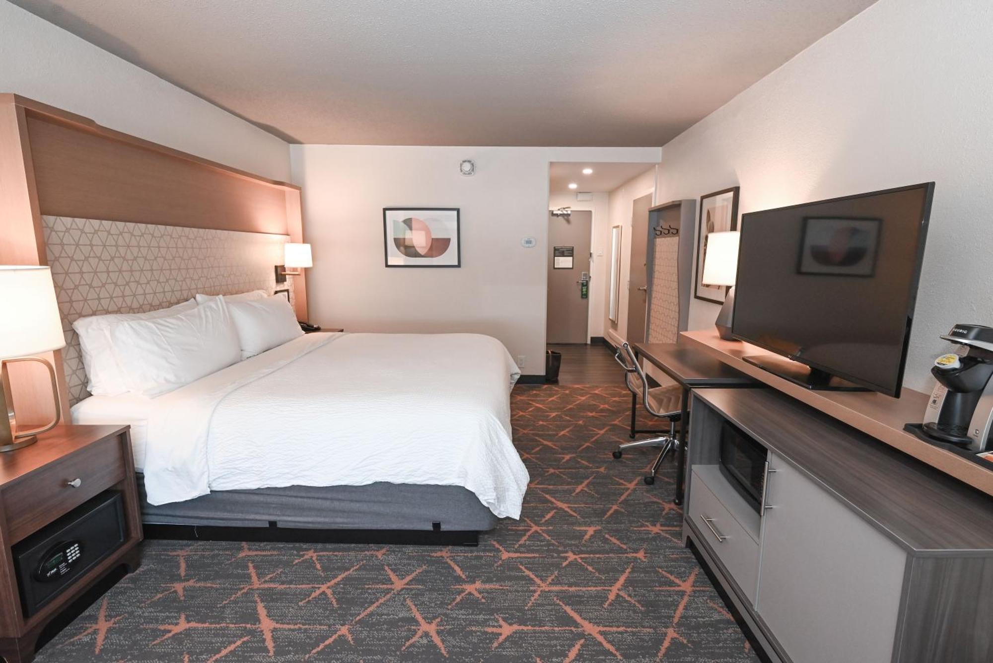 Holiday Inn Cleveland-Mayfield By Ihg Dış mekan fotoğraf