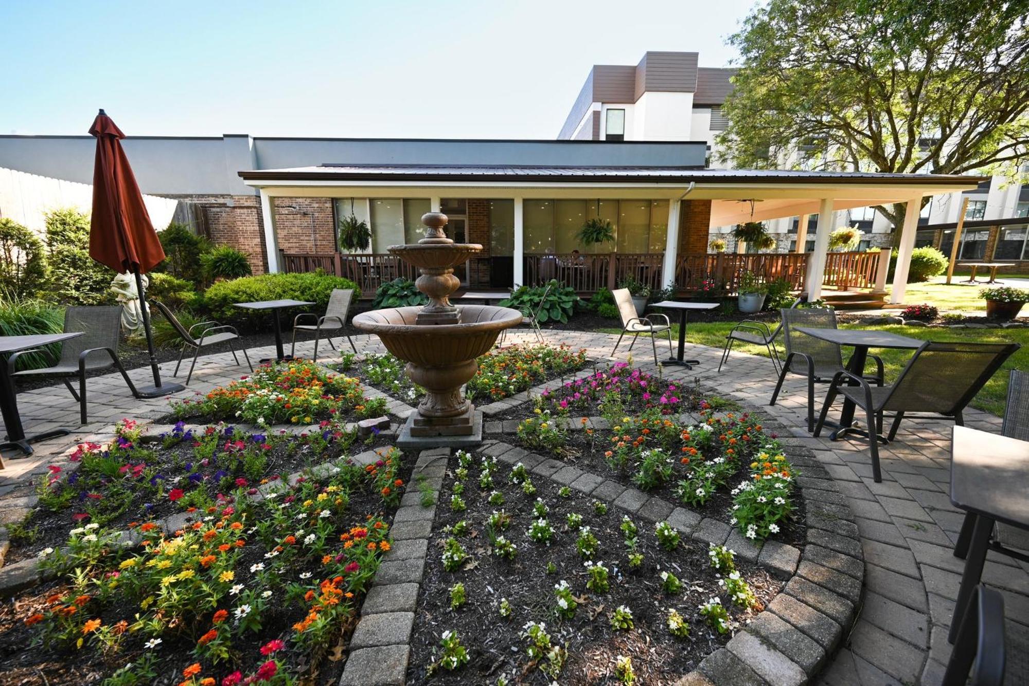 Holiday Inn Cleveland-Mayfield By Ihg Dış mekan fotoğraf